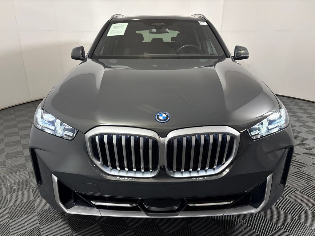 Certified 2026 BMW X5 xDrive50e AWD/4WD image 3