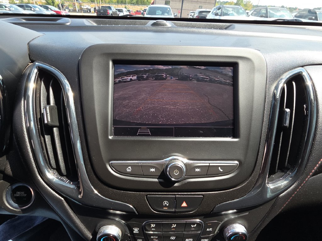 Used 2022 Chevrolet Equinox RS w/ LPO, Floor Liner Package FWD image 22