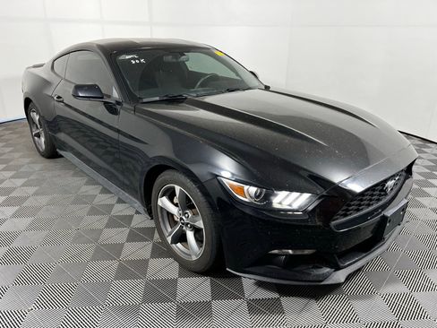 Used 2016 Ford Mustang Coupe w/ Equipment Group 051A RWD image 3