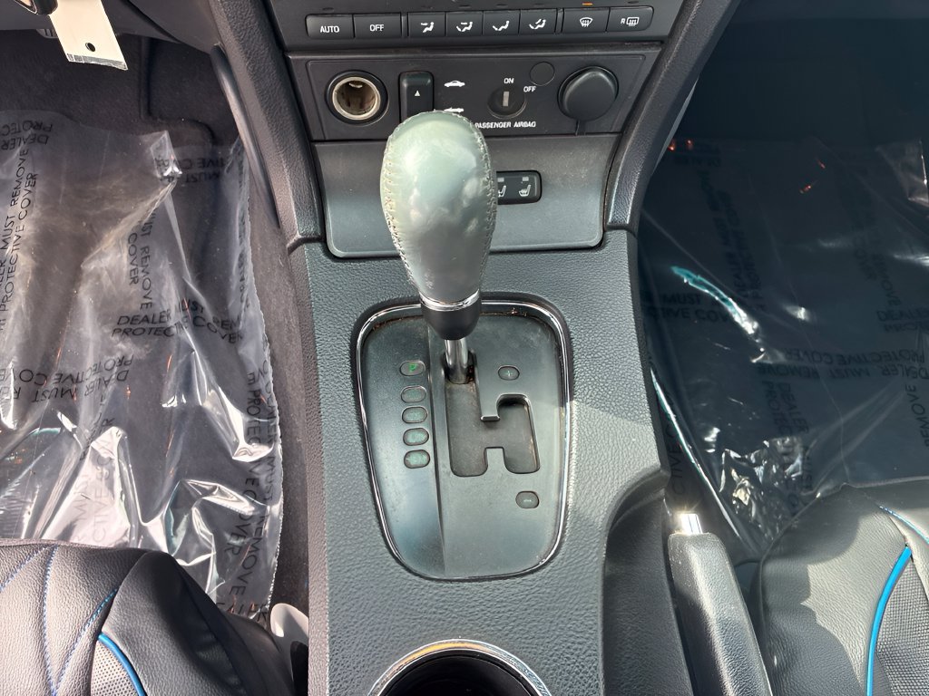 Used 2005 Ford Thunderbird RWD image 16