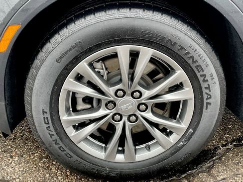 Used 2022 Cadillac XT5 Premium Luxury w/ LPO, Floor Liner Package image 38