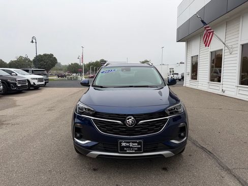 Used 2023 Buick Encore GX Essence w/ Experience Buick Package FWD image 2