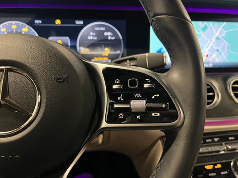 Used 2020 Mercedes-Benz E 350 4MATIC Sedan w/ Parking Assistance Package image 14