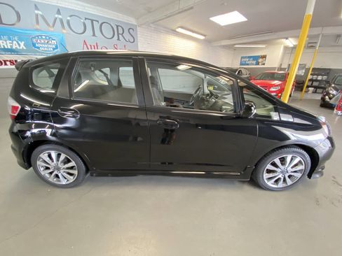 Used 2013 Honda Fit Sport image 21