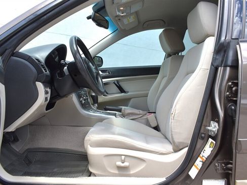 Used 2008 Subaru Outback 2.5i AWD/4WD image 10