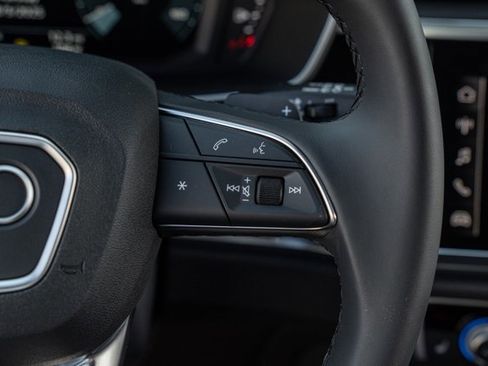 Used 2025 Audi Q3 2.0T Premium Plus w/ Premium Plus Package image 11