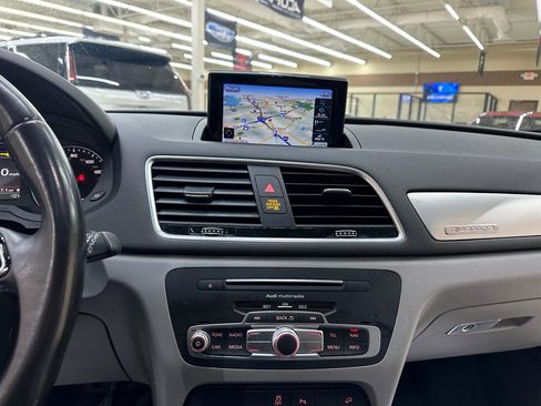 Used 2016 Audi Q3 2.0T Prestige w/ Prestige Package image 29