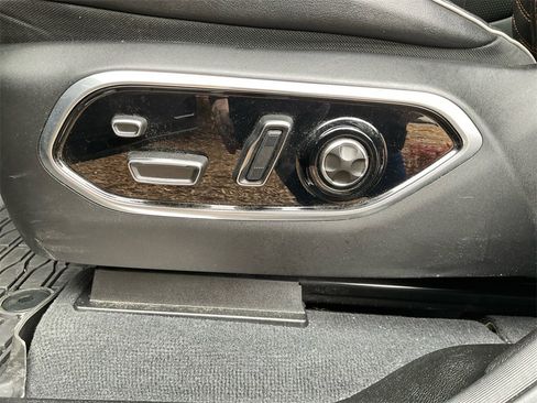 Used 2023 Jeep Grand Cherokee Summit image 33