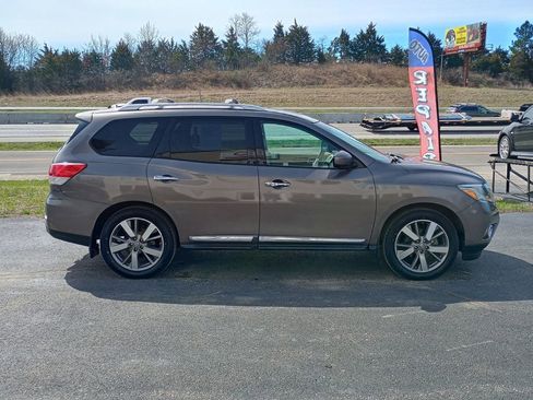 Used 2014 Nissan Pathfinder Platinum image 6