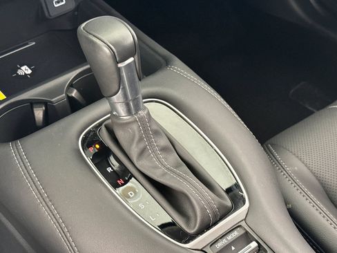 Used 2025 Honda HR-V EX-L image 17