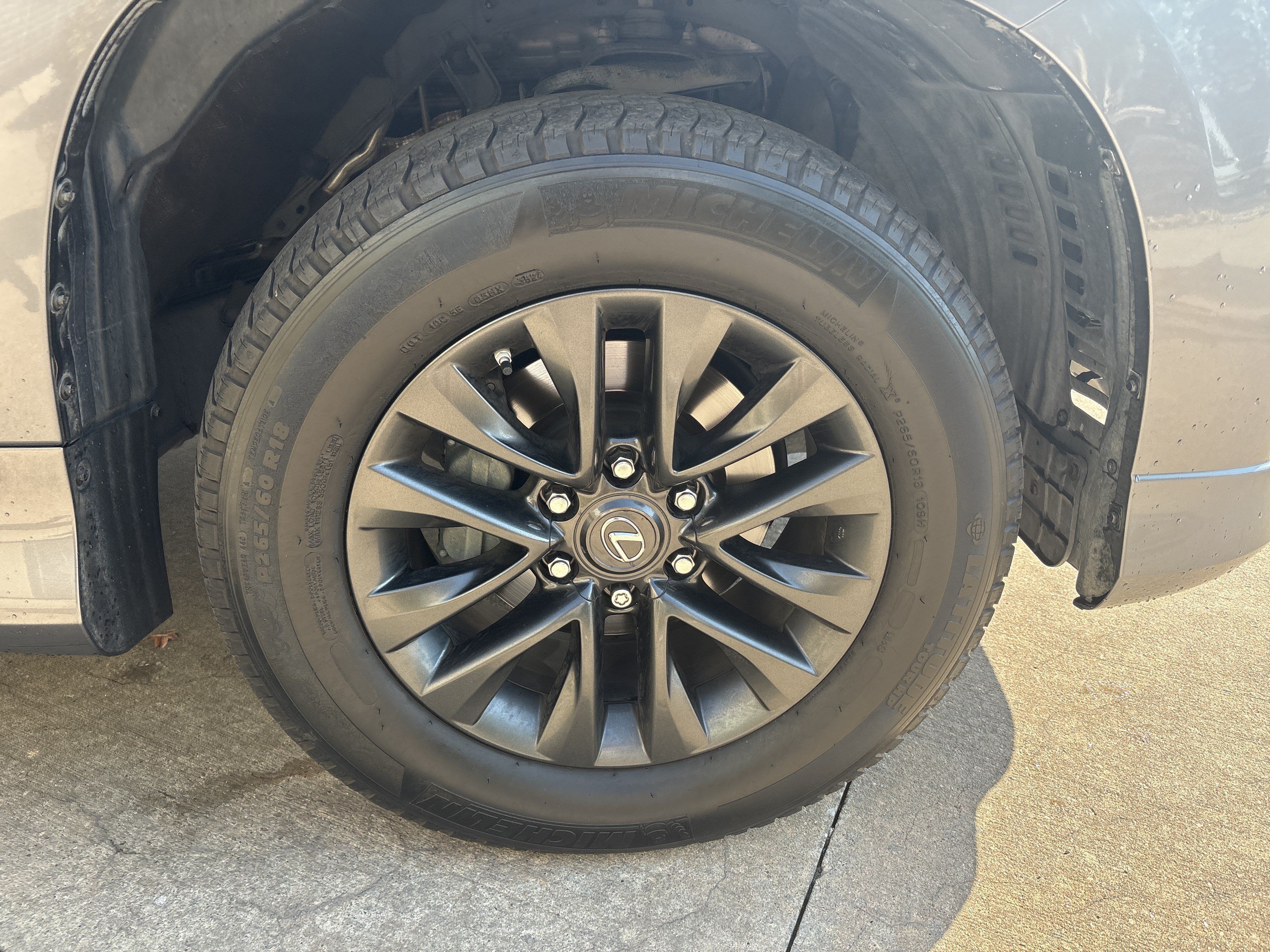Used 2020 Lexus GX 460 Premium w/ Premium Package AWD/4WD image 13