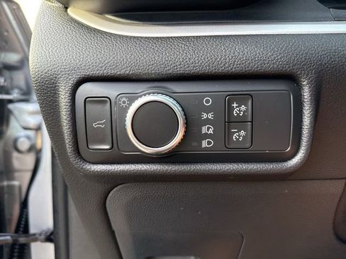 Used 2021 Ford Explorer XLT RWD image 21