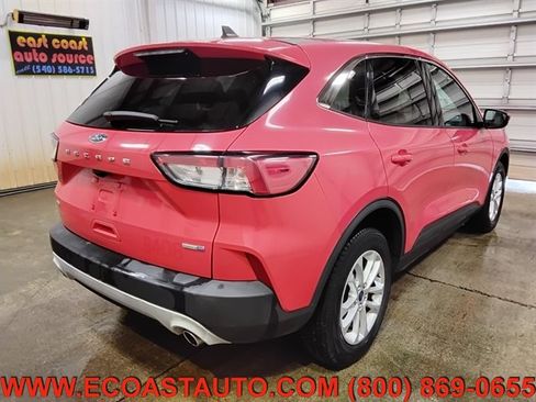 Used 2020 Ford Escape SE AWD/4WD image 6