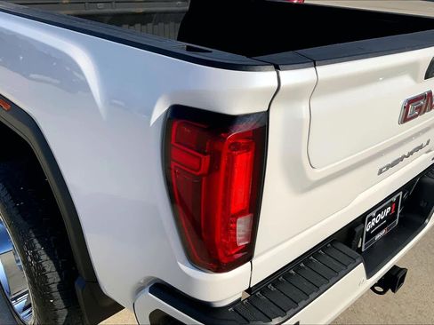 Used 2020 GMC Sierra 3500 Denali w/ Denali Ultimate Package image 27