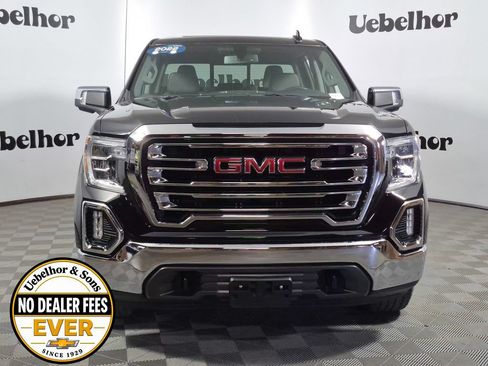 Used 2022 GMC Sierra 1500 SLT w/ SLT Premium Package AWD/4WD image 3