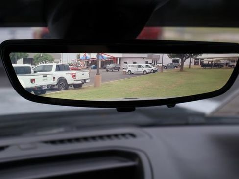 Used 2021 Chevrolet Silverado 3500 LTZ w/ LTZ Texas Edition image 39