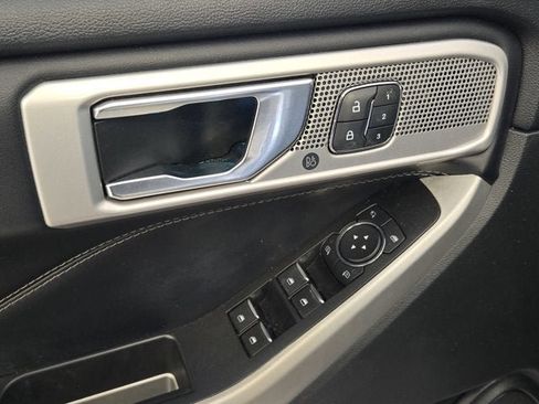 Used 2021 Ford Explorer Limited w/ Equipment Group 301A image 20