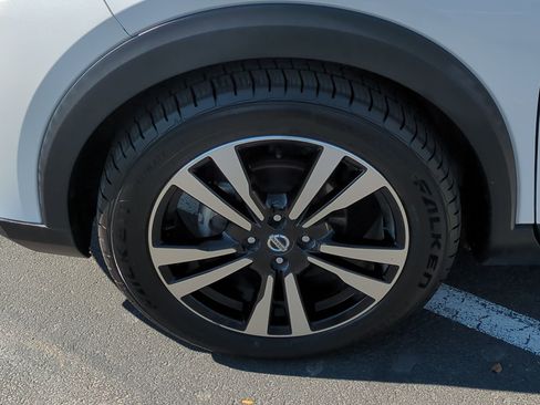 Used 2020 Nissan Kicks SV image 13