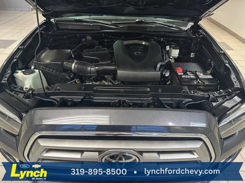 Used 2020 Toyota Tacoma Limited AWD/4WD image 26