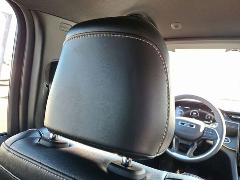 Used 2023 Jeep Grand Cherokee L Laredo AWD/4WD image 14