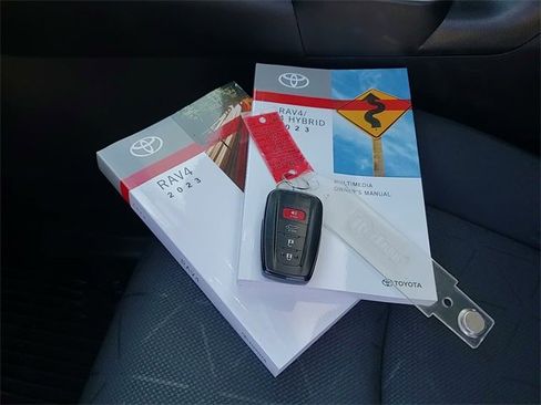Certified 2023 Toyota RAV4 XLE w/ Convenience Package image 7
