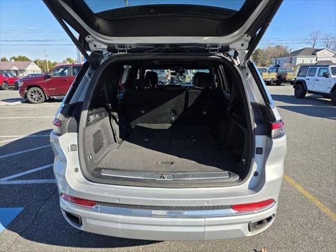 Certified 2021 Jeep Grand Cherokee L Overland image 38