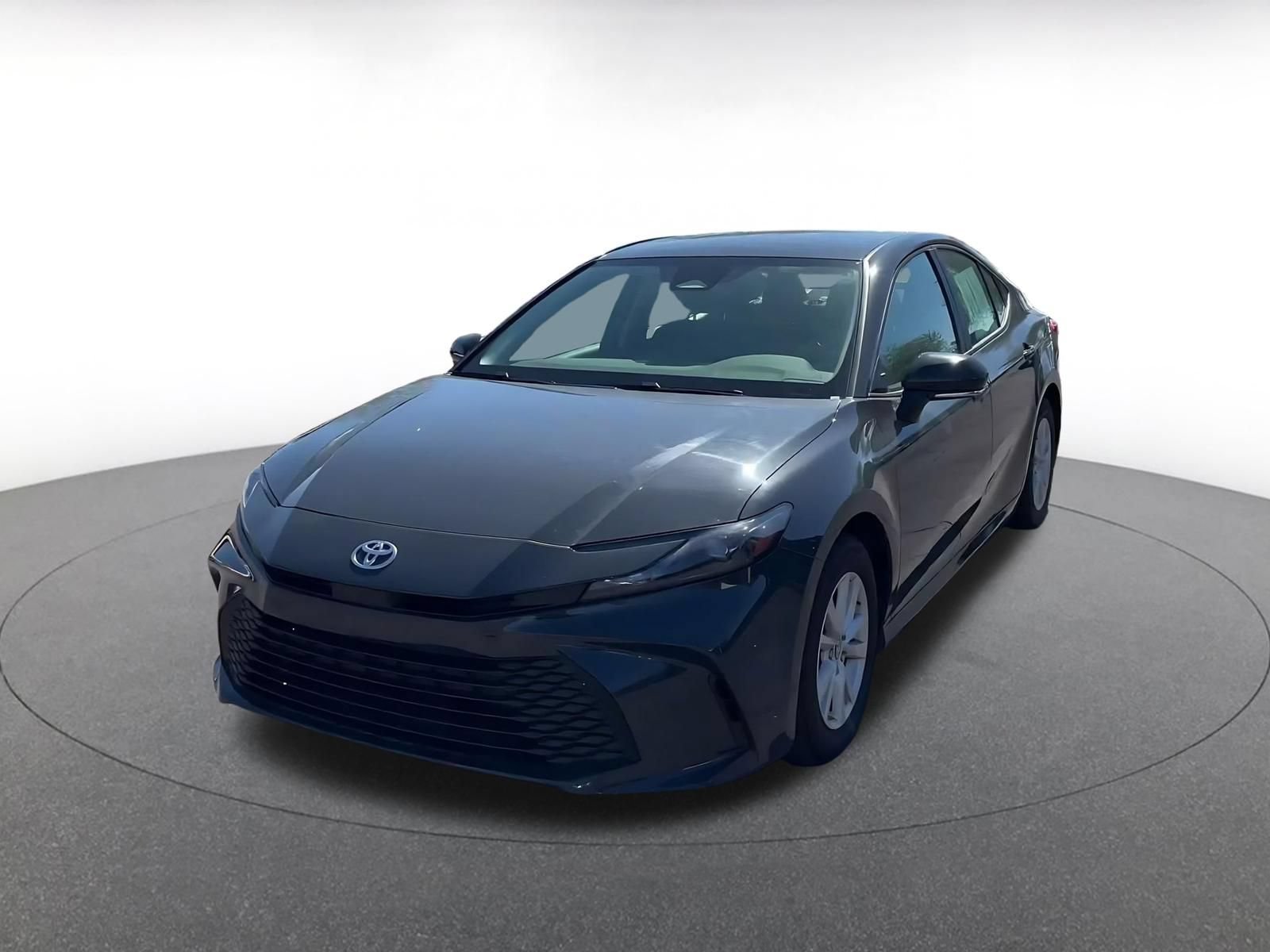 Used 2026 Toyota Camry LE FWD image 6
