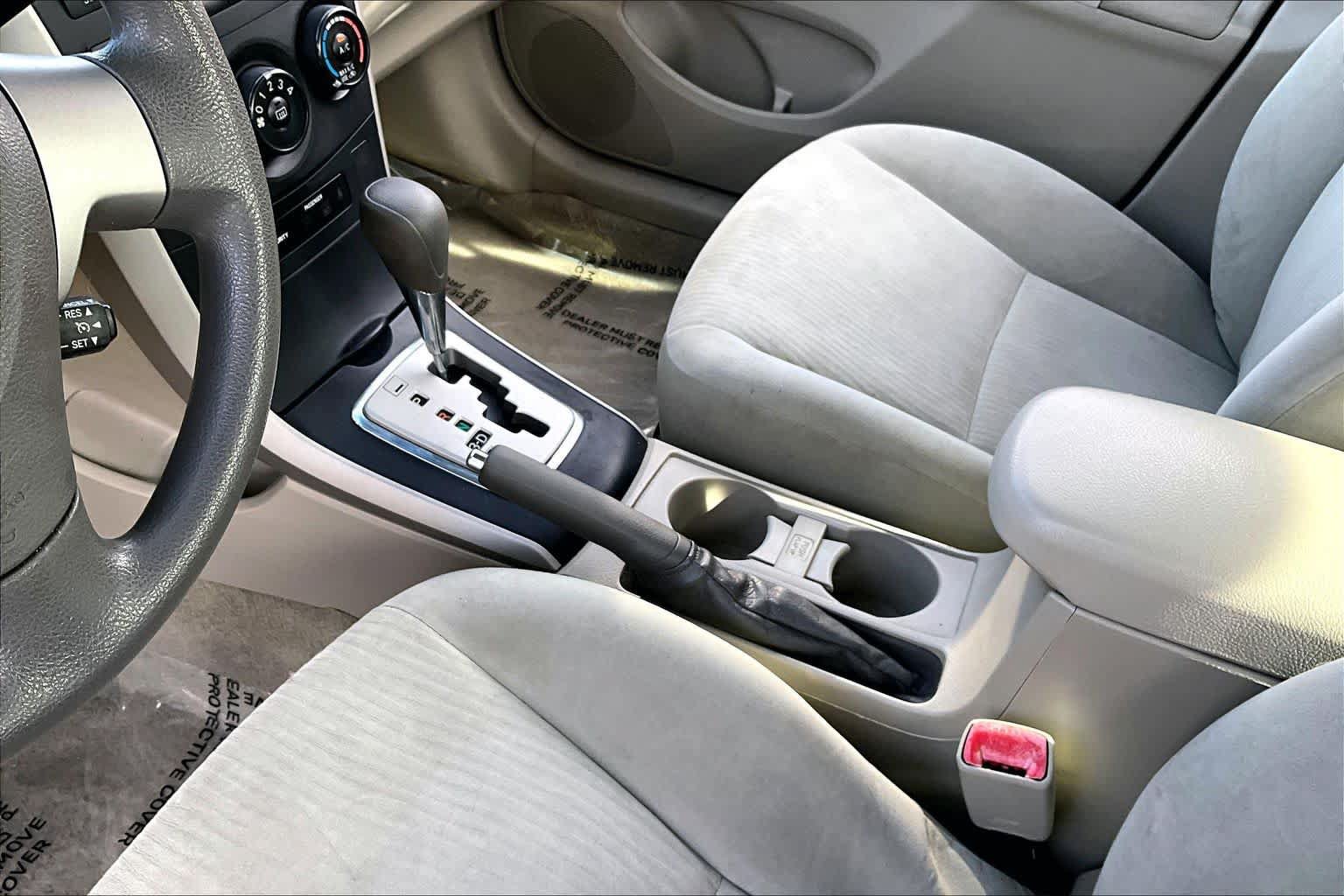 Used 2010 Toyota Corolla LE w/ All Weather Guard Pkg FWD image 16