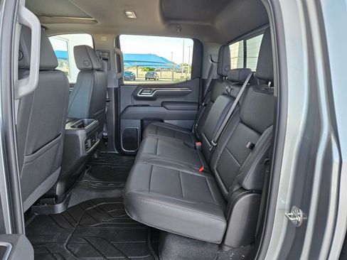 New 2026 Chevrolet Silverado 1500 RST w/ Redline Edition AWD/4WD image 16