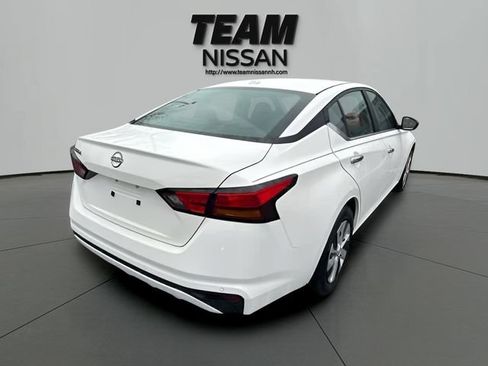 Certified 2025 Nissan Altima 2.5 S FWD image 52