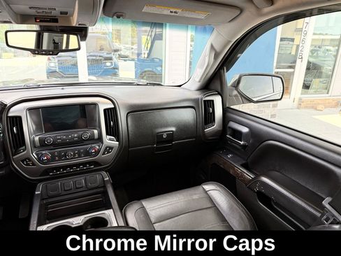 Used 2018 GMC Sierra 1500 Denali AWD/4WD image 30