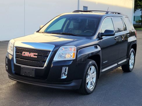 Used 2013 GMC Terrain SLT w/ Safety Package image 1