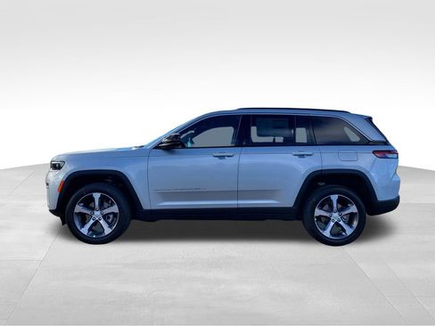 New 2026 Jeep Grand Cherokee Limited image 4