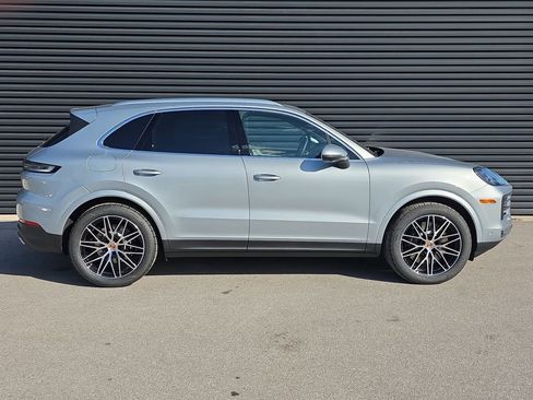 New 2026 Porsche Cayenne S image 8