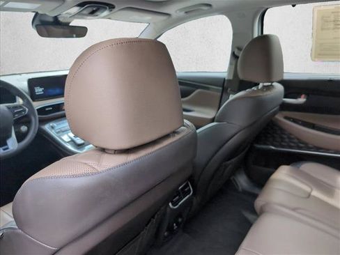 Used 2022 Hyundai Santa Fe Limited AWD/4WD image 17