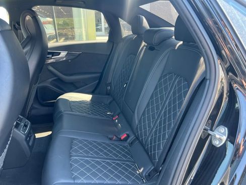 Used 2023 Audi S4 Premium Plus w/ Premium Plus Package AWD/4WD image 6