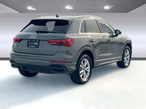 Certified 2025 Audi Q3 2.0T Premium Plus w/ Premium Plus Package image 9