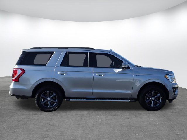 Used 2021 Ford Expedition XLT AWD/4WD image 3