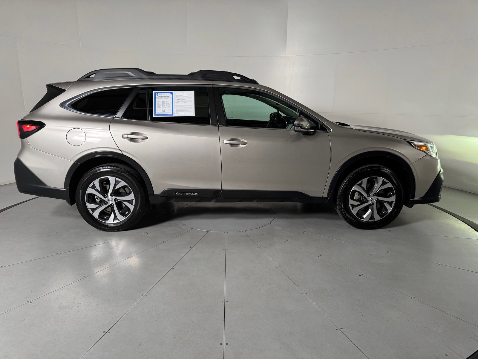 Used 2020 Subaru Outback Limited w/ Popular Package #2 AWD/4WD image 6