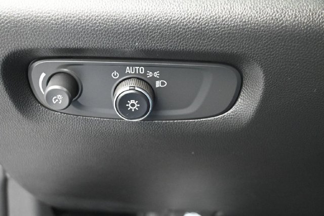 Used 2023 Chevrolet Traverse RS w/ LPO, Floor Liner Package AWD/4WD image 35
