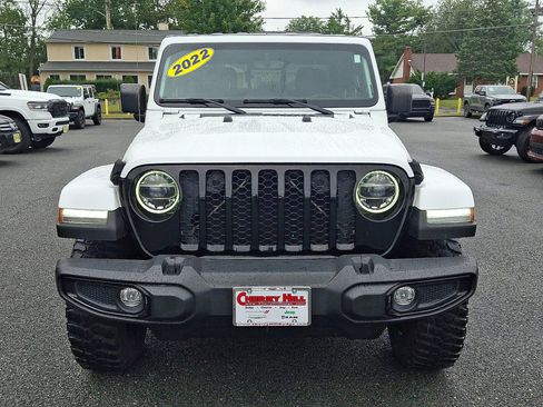 Certified 2022 Jeep Gladiator Willys image 8