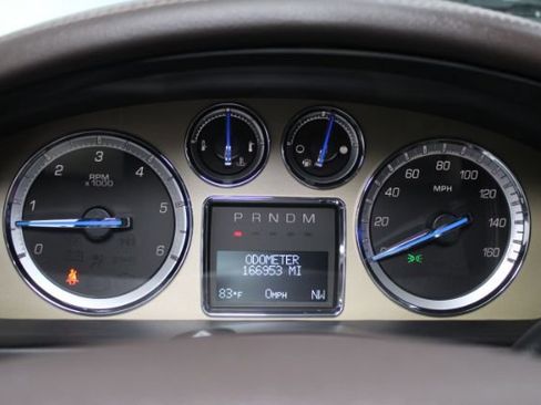 Used 2013 Cadillac Escalade Platinum AWD/4WD image 21