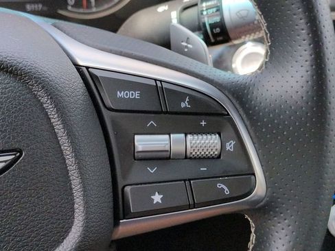 Used 2025 Genesis G70 3.3T Advanced AWD/4WD image 28
