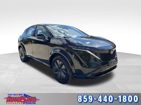 Used 2023 Nissan Ariya AWD image 9