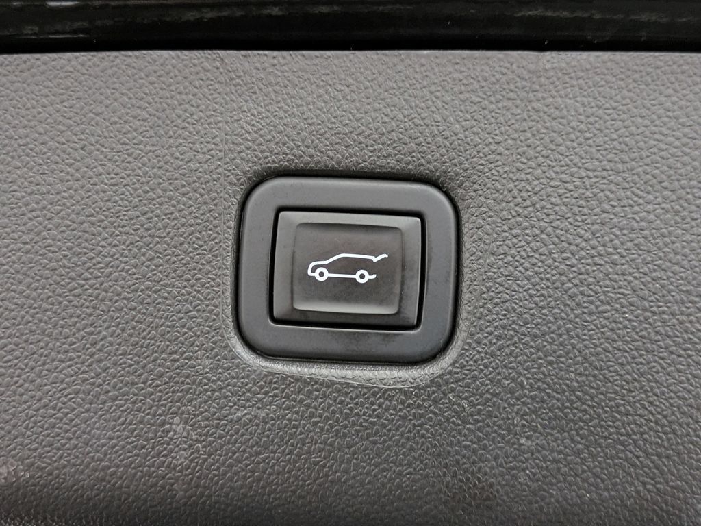 Used 2023 Chevrolet Blazer LT w/ Convenience Package AWD/4WD image 17