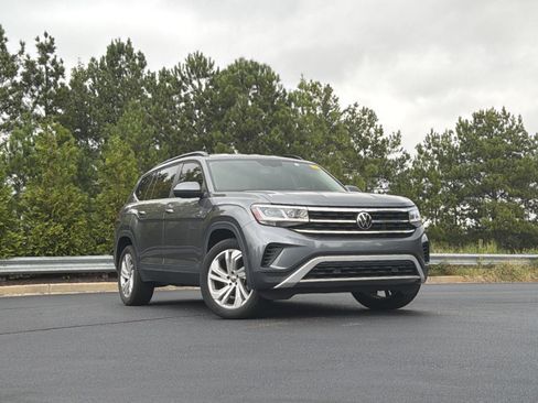 Used 2021 Volkswagen Atlas SE FWD image 2