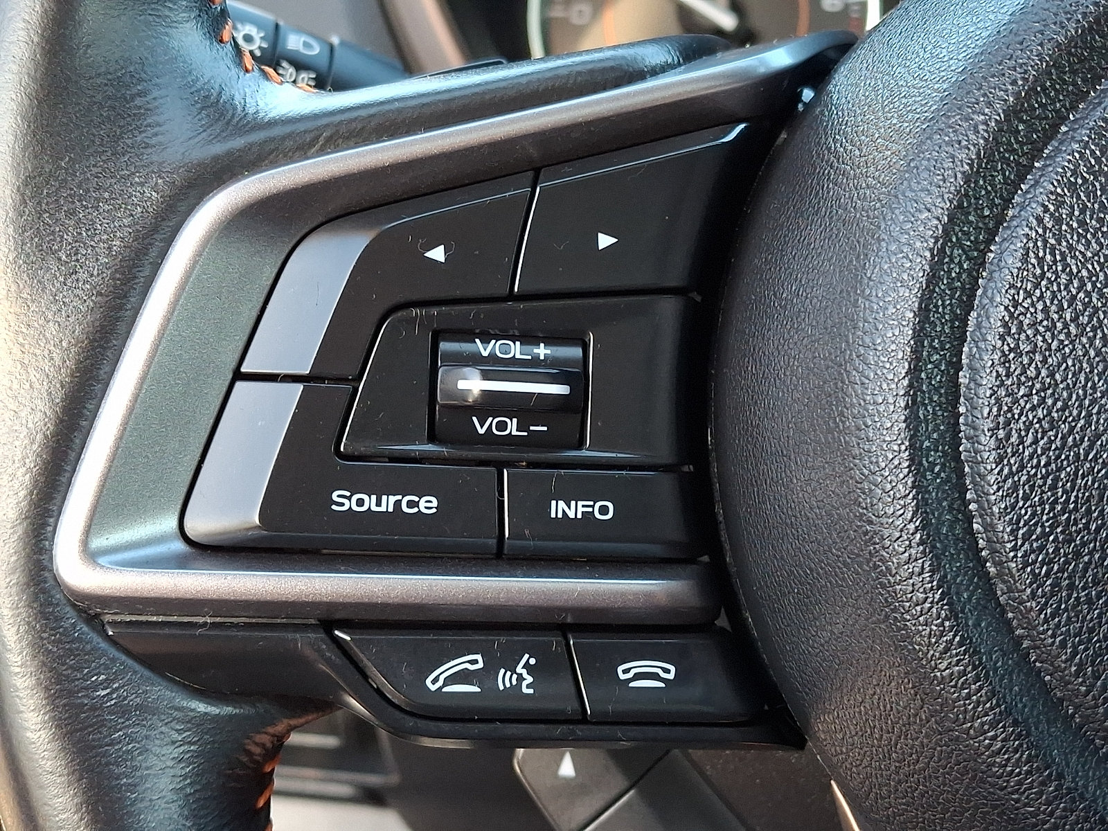 Used 2019 Subaru Crosstrek 2.0i Limited w/ Moonroof Package w/Navigation AWD/4WD image 25