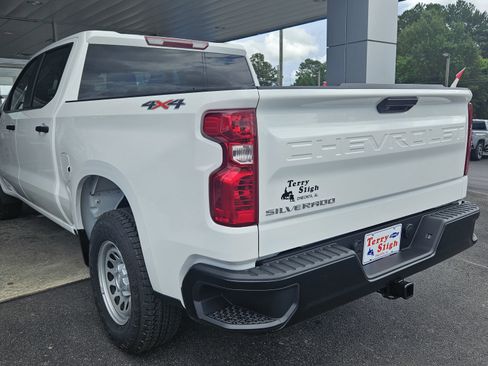 New 2026 Chevrolet Silverado 1500 W/T w/ WT Value Package AWD/4WD image 9