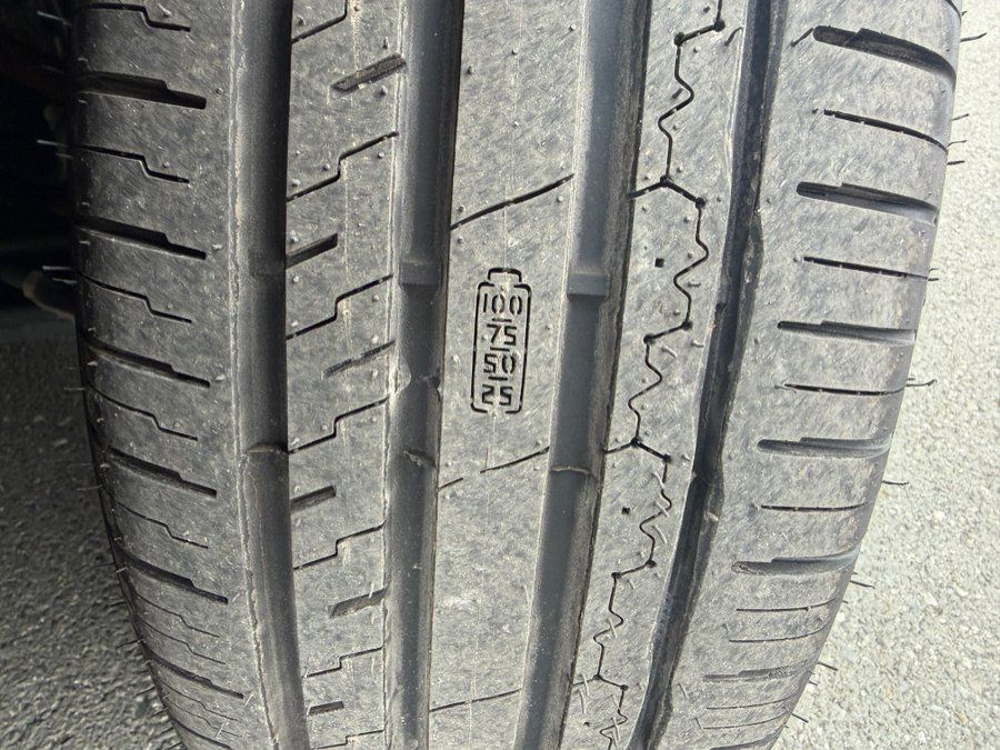 Used 2025 Nissan Leaf S FWD image 48