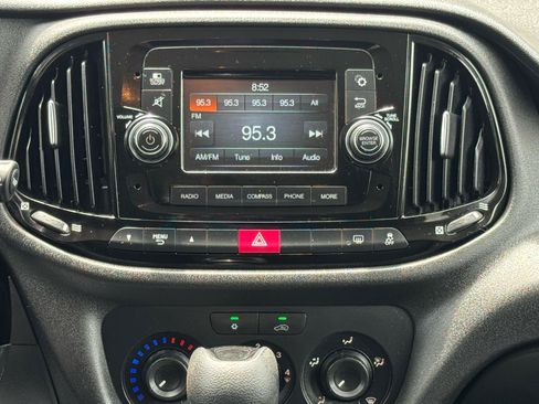 Used 2017 RAM ProMaster City Tradesman SLT w/ Rear Back-up Camera Group FWD image 14